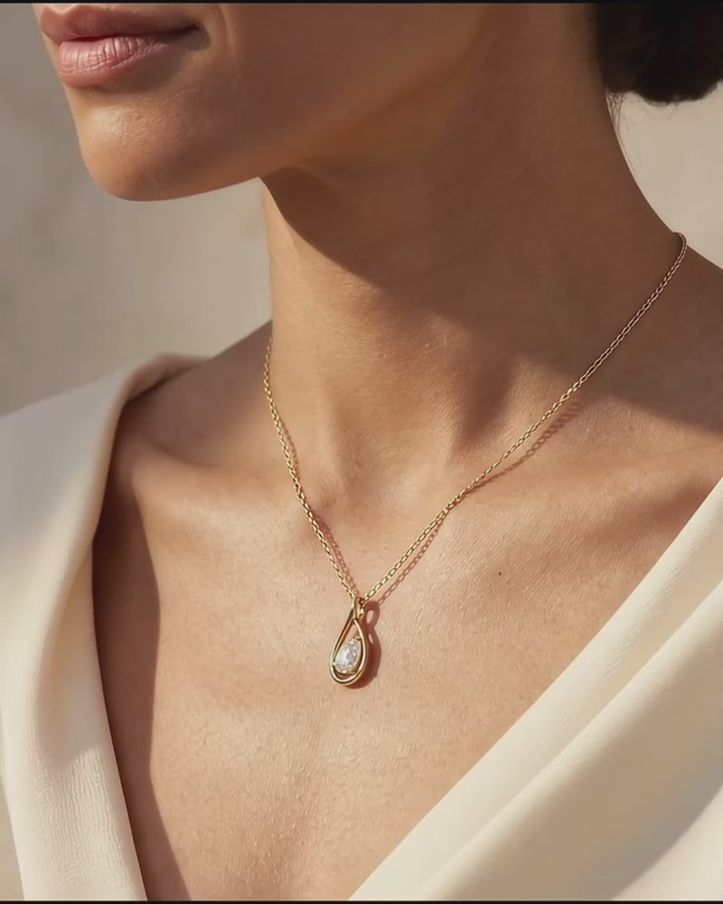 Perla Pendant — worn video